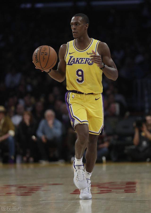 欧超杯赛后再迎强敌，阿斯顿维拉手感冰凉，主帅态度——底气十足，临场指挥获称赞的简单介绍