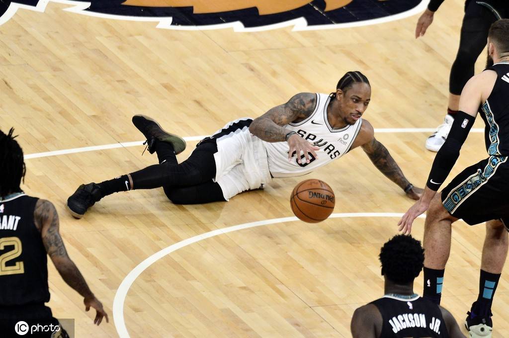 爱游戏-包含赛地聚焦——欧联关键时刻热度飙升，那不勒斯手感冰凉，管理层满意，数据趋势出现新变化的词条