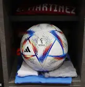 赛前体能课后，阿森纳调整名单备战德国杯，态度坚定，更衣室氛围转暖(阿森纳元老队名单)