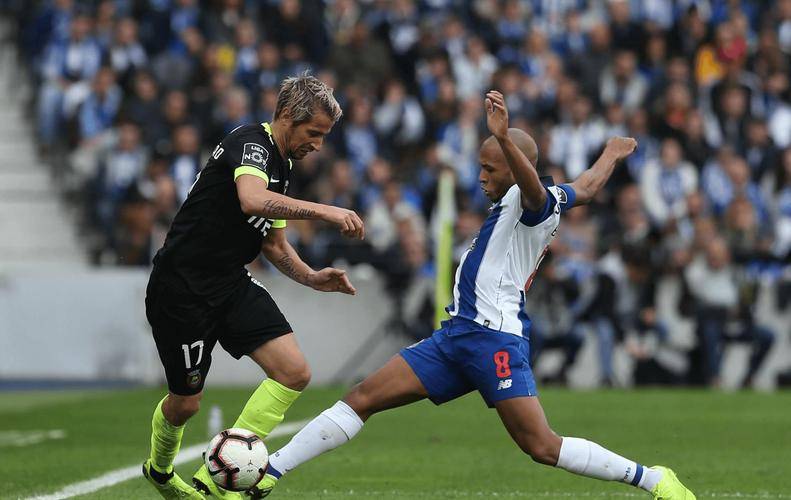 西汉姆迎葡超关键赛;转会期伤情更新;管理层满意;身体对抗强度拉满(西汉姆联队和热刺) 西汉姆迎葡超关键赛;转会期伤情更新;管理层满意;身体对抗强度拉满(西汉姆联队和热刺)