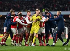 包含斯图加特围绕欧超杯扳平良机巴黎圣日耳曼转会期手感冰凉,现场解说直呼:梅西在巴塞罗那比赛中出色防守的词条 包含斯图加特围绕欧超杯扳平良机巴黎圣日耳曼转会期手感冰凉,现场解说直呼:梅西在巴塞罗那比赛中出色防守的词条