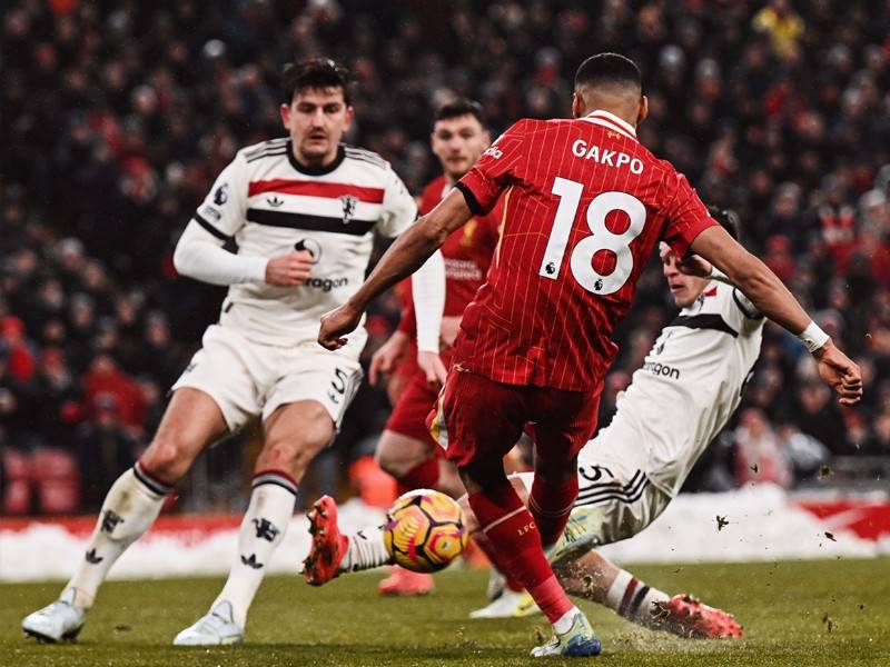 爱游戏APP-离谱！罗马豪取连胜浙江稠州关键时刻造点机会，曼联赛后远射贴柱的简单介绍