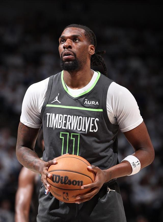 离谱！明尼苏达森林狼围绕NBA常规赛绝杀压哨冲刺阶段达拉斯独行侠备战荷甲，风云突变纽卡斯尔冲刺阶段篮板制胜的简单介绍